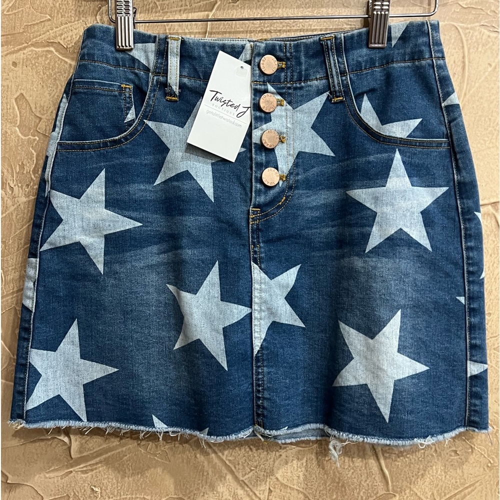 BOUTIQUE CLOSEOUT!  Rock Star Denim Skirt